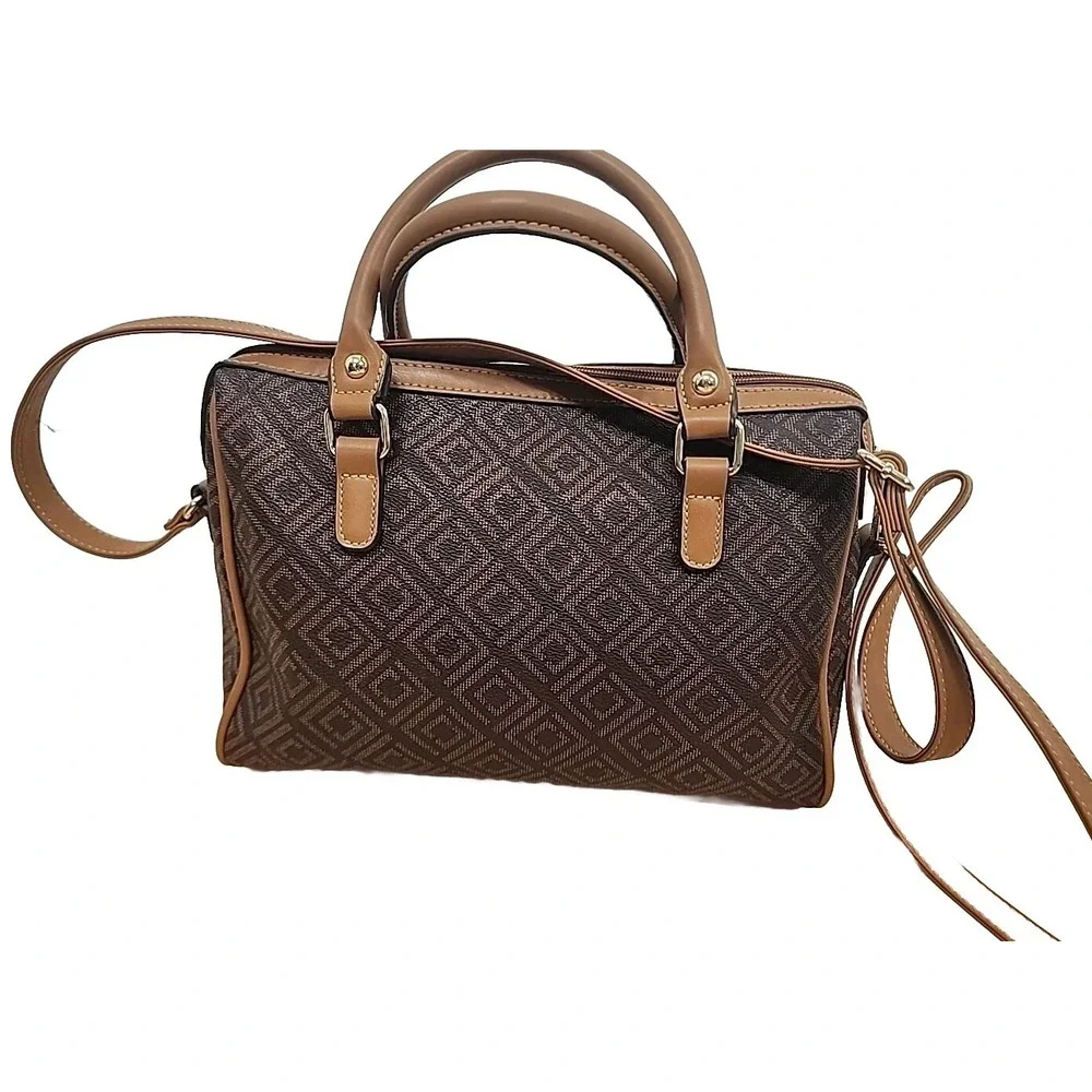 Liz Claiborne inner addition